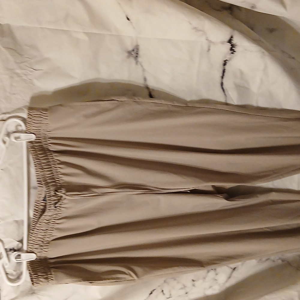 Vera Wang Women's Elastic-Waist Pull-On Pants in Light Taupe - Picture 3 of 11